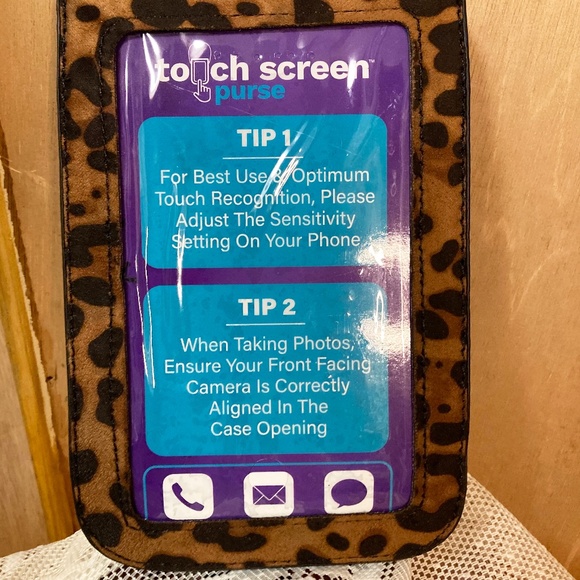 Touch Screen Purse Leopard Print - Picture 3 of 3